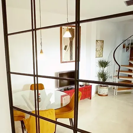 Apartamento Patio La Compania De *